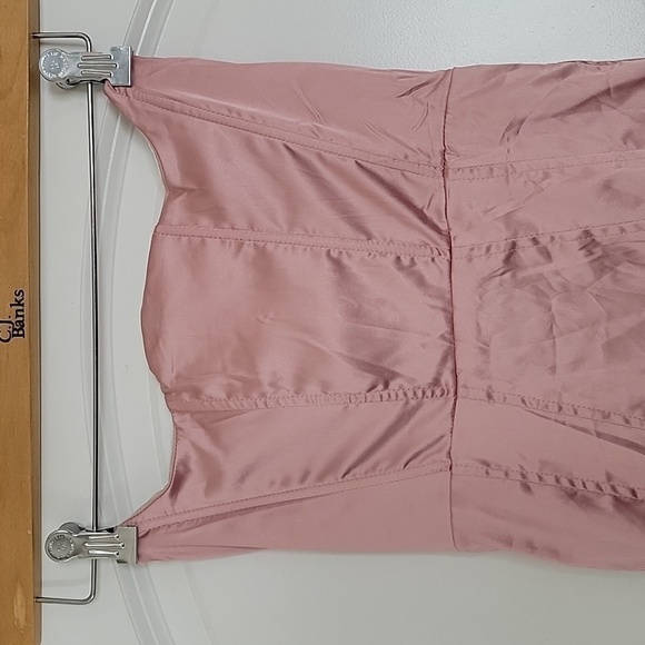 Nwt ROSEDRESS MAUVE STRAPLESS MINI DRESS SATIN EFFECT SIZE MEDIUM - Picture 5 of 16